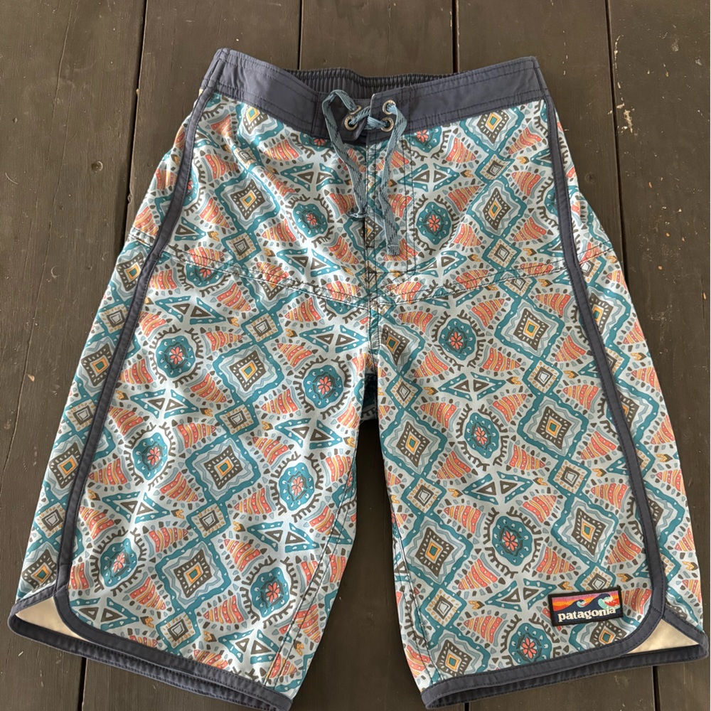 Kids patagonia swim trunks size large